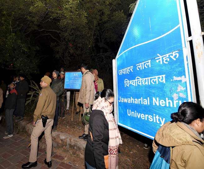#JNUVIOLENCE: As soon as it was dark, there was havoc in the campus… broke hands and feet