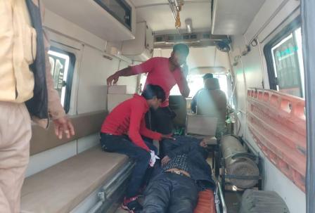  #Kanpurnews: Vans and roadways bus collide, 3 killed