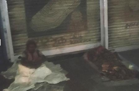 KANPUR: CM YOGI's order till TWEET only, helpless sleeping on roadside foil