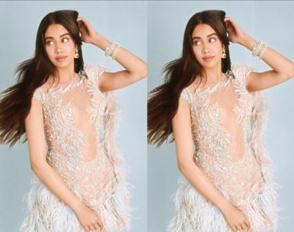 Jahnavi Kapoor showered in transparent dress, see photos ...