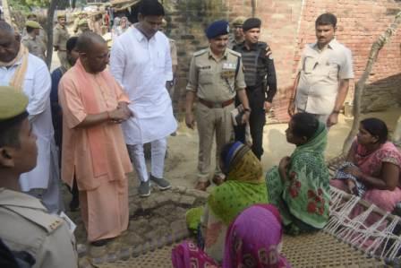 CM Yogi met the victim's family in Kortha village, spoke to the officers