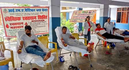 Blood donation camp organized on the foundation day of Saksham