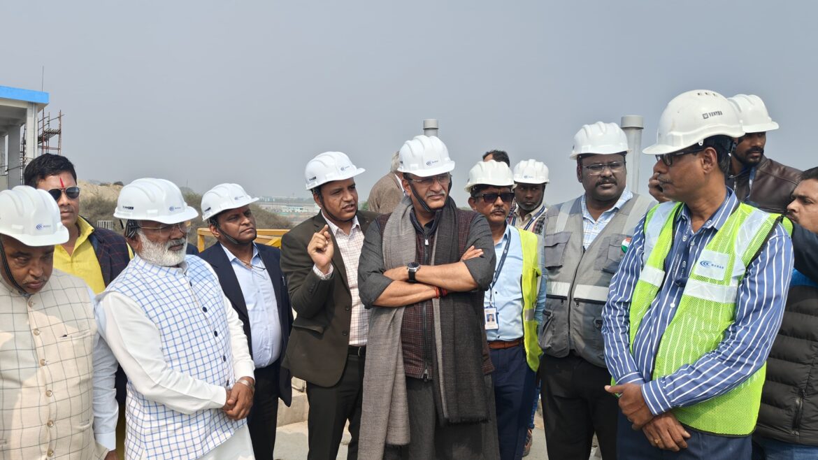 UTTAR PRADESH NEWS: Union Minister Gajendra Singh Shekhawat inspected CETP located at Jajmau.