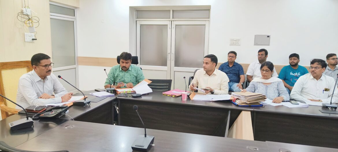 Kanpur News: DM is strict on not taking admission in RTE