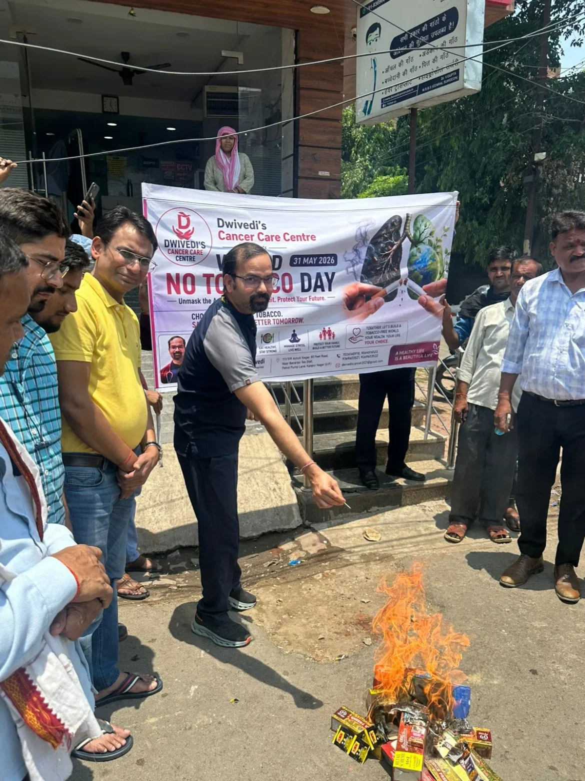 KANPUR NEWS : विश्व तंबाकू निषेध दिवस पर द्विवेदी कैंसर केयर सेंटर ने निकाली जागरूकता रैली  